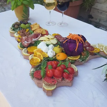 Country house Casale Raino Gangi