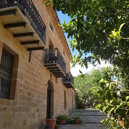 Casale Raino בית כפרי גנג'י