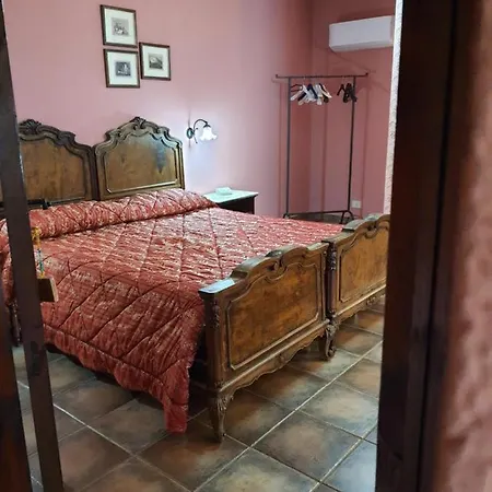 בית כפרי Casale Raino