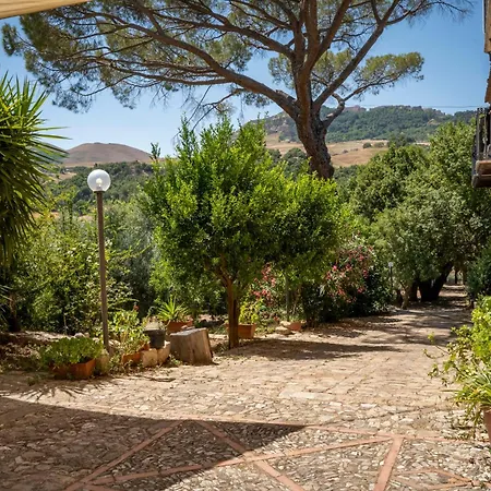 Casale Raino גנג'י